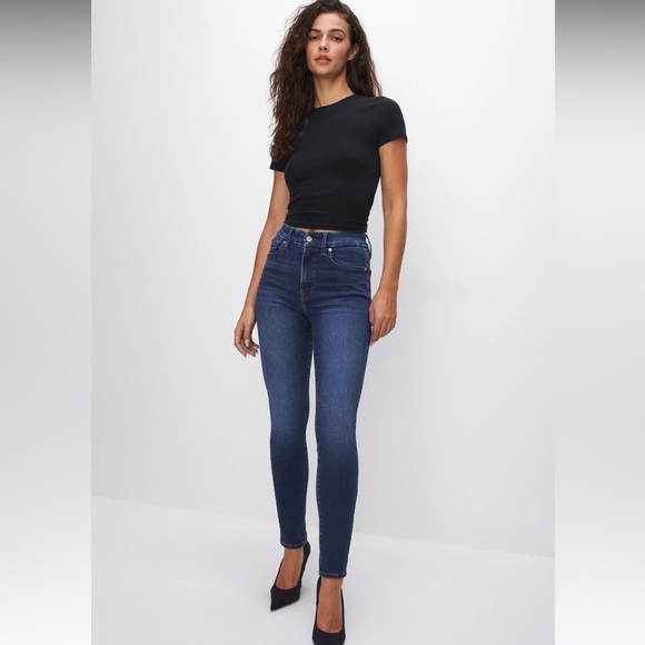 Good American Denim - Good American Skinny Jeans in Dark Blue Wash